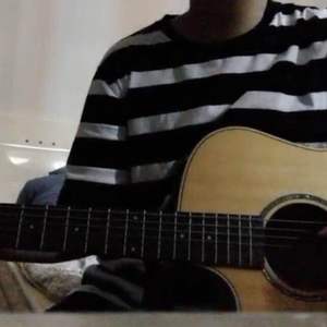 刘海瑞和苏晴送手机
