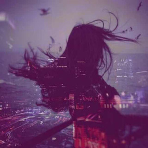 刘海瑞和苏晴送手机
